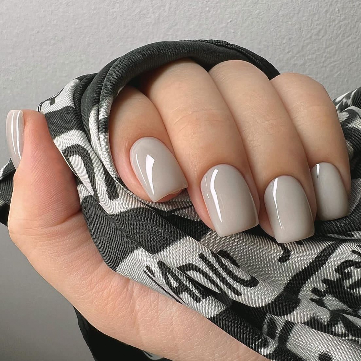 24p French Short Solid Color F - Nail Art Simple Elegant ulasan dan harga